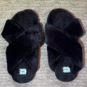 TOMS Plush Black Slippers